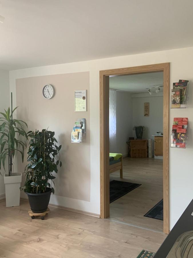Schoene Moderne & Rustikale Einliegerwohnung Mit Kueche 슈람베르크 외부 사진