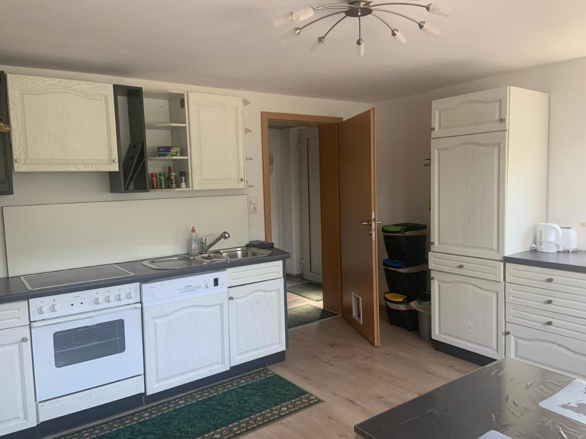 Schoene Moderne & Rustikale Einliegerwohnung Mit Kueche 슈람베르크 외부 사진